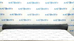 Tesla Model Y 20 right upper threshold - structure, scratches, scuffs