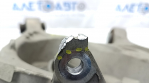 Lower arm under the spring rear right Ford Edge 15 - cracked silent block, broken fragment
