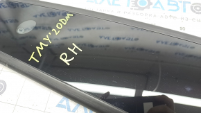 Center pillar trim outer right Tesla Model Y 20- with camera, scratches