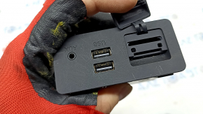 Mazda 6 USB/AUX Block 13-17 USA