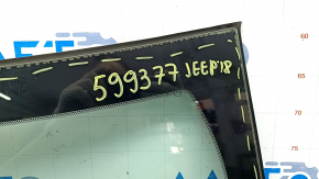 Windshield Jeep Grand Cherokee WK2 17 - sand, air on the edge, chip