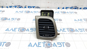 Left dashboard air duct deflector Jeep Grand Cherokee WK2 14-21 with beige trim, broken fasteners