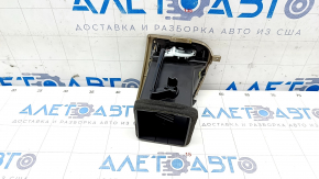Left dashboard air duct deflector Jeep Grand Cherokee WK2 14-21 with beige trim, broken fasteners