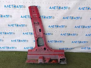 The central left body pillar of Mercedes GLA 15-20 is sawn off