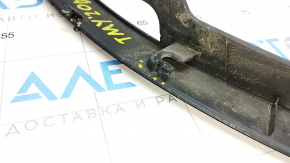 Tesla Model Y 20 Front Left Wing Arch Trim - Structure, Scratches, Broken Fasteners