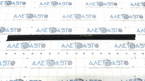 Glass seal front right Jeep Grand Cherokee WK2 11-21 inner