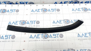 Rear right wing arch seal Jeep Grand Cherokee WK2 11-21 on the body, bumpers