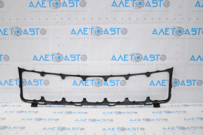 Jeep Grand Cherokee WK2 17 Radiator Grille Molding - Black Gloss