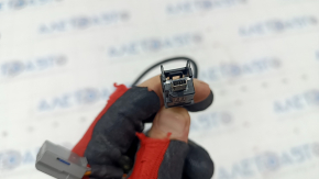 USB Hub, AUX Dodge Dart 13-16 type 2, chip breakage