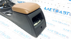 Central console armrest BMW 4 F32/33/36 14-16 black, armrest leather brown, worn armrest, needs cleaning