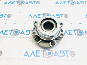 Front left hub Nissan Murano z52 15- GSP