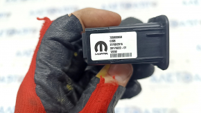 USB Hub Fiat 500X 16-