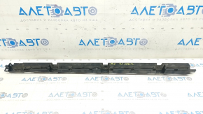 Door sill bracket right Volvo V90 17-22 usa central part