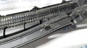 Wiper grille plastic Toyota Prius V 12-17 without plugs, broken mount