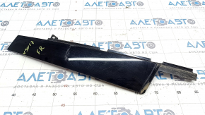 Door trim side front right Volvo V90 17-22 usa, scratches
