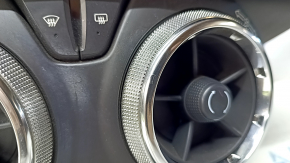 Climate control control Chevrolet Camaro 16 - plastic turned white, chrome defect