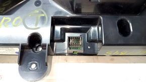 Climate control control Chevrolet Camaro 16 - plastic turned white, chrome defect