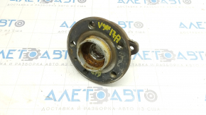 Front left hub Volvo V90 17-22 usa rusty