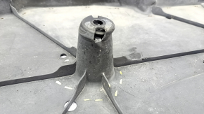 Right underbody protection VW Atlas 18 - dented, dented fasteners
