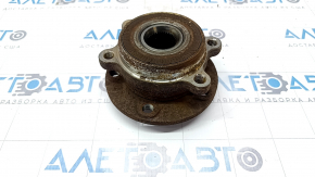 Rear right hub VW Atlas 18- AWD rusty