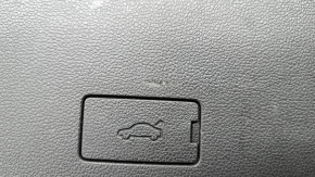 Trunk door trim bottom VW Atlas 18 - black, scratches