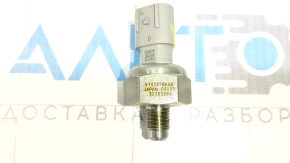 Fuel pressure sensor Volvo V90 17-21 usa T5, T6 on the fuel rail