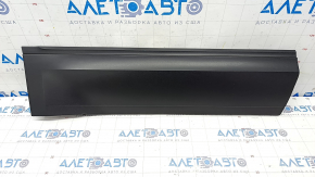 Door trim lower rear right VW Atlas 18- structure, scratches