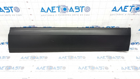 Door trim lower front right VW Atlas 18- structure, scratches
