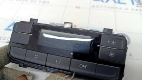 Climate control 2 row VW Atlas 18- Manual, scratches on glass
