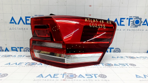 Light outer wing right VW Atlas 18-20 prerest scratches