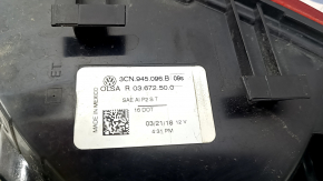 Light outer wing right VW Atlas 18-20 prerest scratches