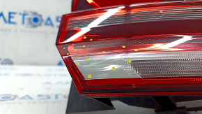 Light outer wing right VW Atlas 18-20 prerest scratches