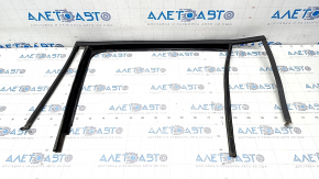 Rear left glass seal VW Atlas 18-24