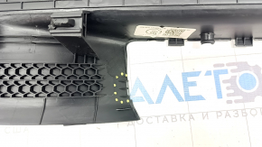 Front right threshold trim VW Atlas 18 - black, scratches, broken fastening