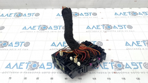 Interior fuse box VW Atlas 18 - broken guide