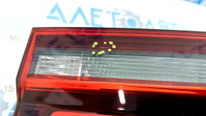 Lamp inside trunk lid right VW Atlas 18-20 prerest, crack in glass