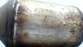 The intake pipe with catalytic converters VW Atlas 18- 3.6 is rusty and dented