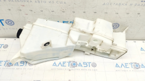 Volvo V90 17-22 usa headlight washer reservoir without neck and sensor