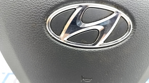 Airbag in the steering wheel driver's Hyundai Elantra AD 17-18 pre-rest, rusty pyropatron, chrome is loose