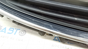 Radiator grill Mazda 6 13-17 complete with badge, chrome, sand on chrome, broken mount