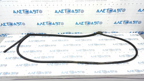 The rear left door seal of Hyundai Elantra AD 17-20 is torn