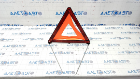 Warning triangle Alfa Romeo Stelvio 18-