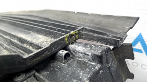 Alfa Romeo Stelvio 18- 2.0T radiator duct tears, broken latch