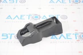 Right bonnet lock striker plate Polestar 2 21 - cracked, scratched
