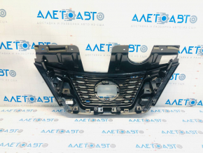 Radiator grill grill Nissan Rogue 17-20 without camera, under radar, under round emblem, japan built