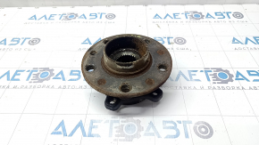 Rear left hub Alfa Romeo Stelvio 18 - rusty