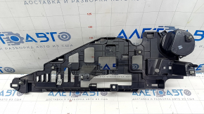 Trunk floor bracket right Alfa Romeo Stelvio 18 - crack in mount