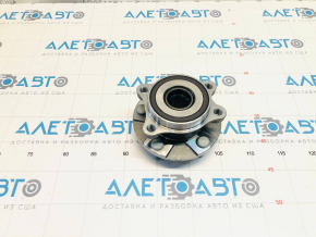 Front right hub Toyota Rav4 06-12 GMB