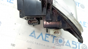 Turn signal with DRL front left Jeep Renegade 15-18 prerest, sand, cracks in fasteners, scratch from inside glass
