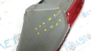 Light outer wing right Toyota Camry v55 15-17 usa scratches, chip on glass, crack